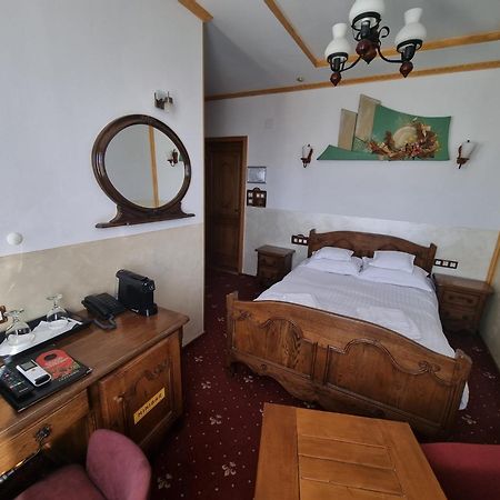 Pensiunea Milexim Cimpia Turzii Bagian luar foto